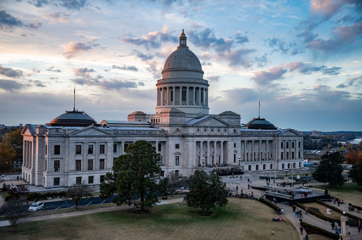 Arkansas-state-capitol-building.JPG